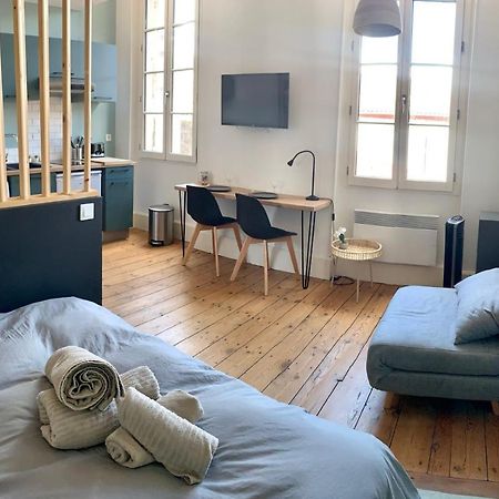 Le Dumon 4 - Studio Neuf Lumineux Calme - Wifi - Gare 200M أجان المظهر الخارجي الصورة